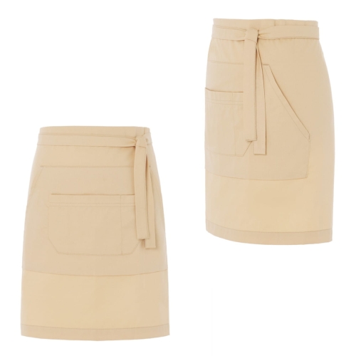 Barmanská zástera v pieskovom farebnom prevedení